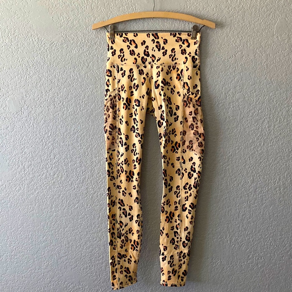 Fabletics PowerHold Cheeta print workout leggings size small